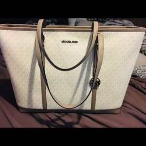 Michael Kors XL Tote